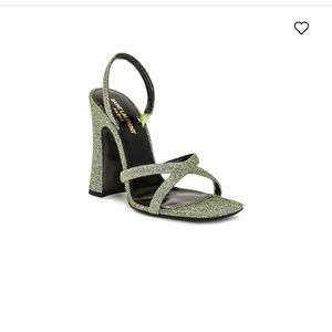 Saint Laurent Arancha110